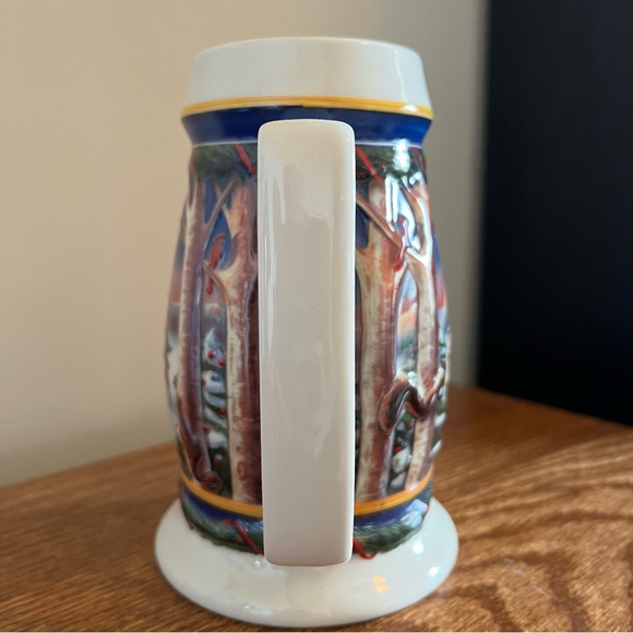 Budweiser Beer Collectible Stein from 2000. Holiday in the Mountains. - Picture 12 of 17